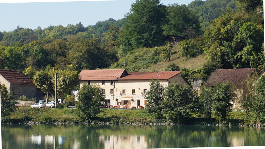 Hotel La Source Porcieu-Amblagnieu Zewnętrze zdjęcie